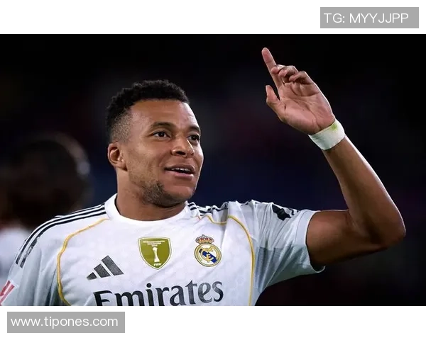 2025年全球十大足球球星排名揭晓 哪些球员跻身前十榜单