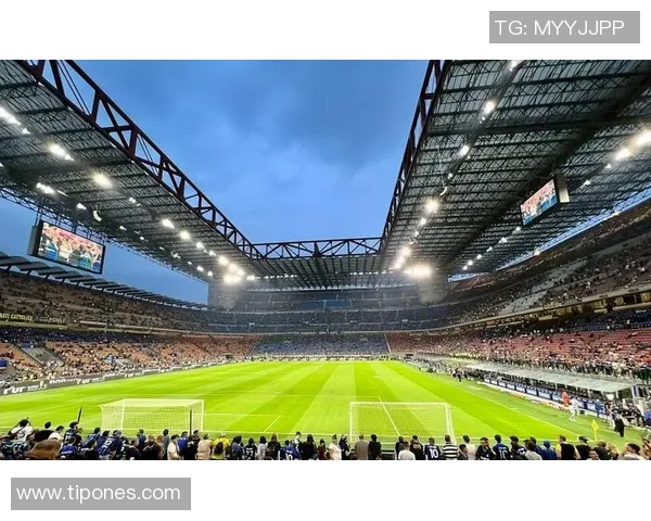 金嗓子足球传奇:从绿茵场到音乐舞台的跨界人生 金嗓子足球传奇:从绿茵场到音乐舞台的跨界人生